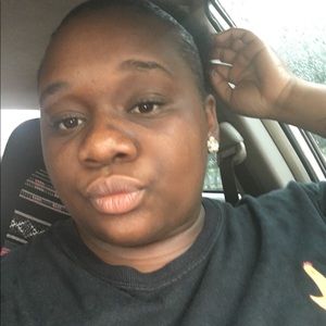 Meet your Posher, Sade